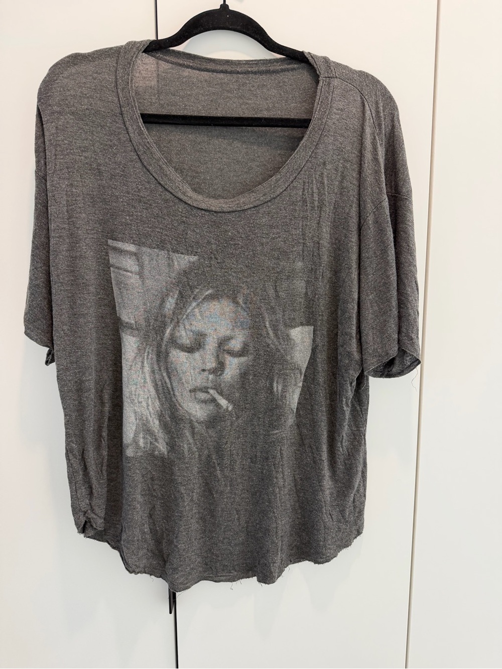 Vintage Kate Moss Relaxed Gray Graphic Women's Tee